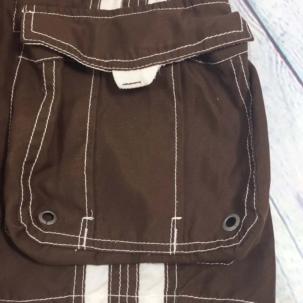 NOBO. Mesh Lined Velcro Pocket Closure Men Shorts